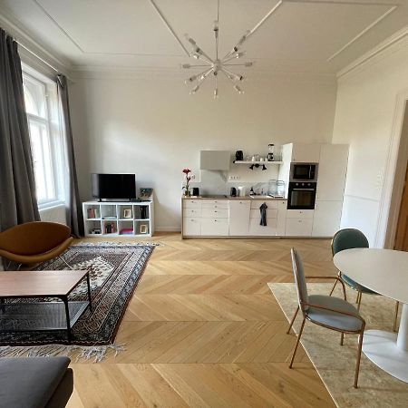 City Center 3, Elegant And Cozy 2Br In City Center! Budapeszt Zewnętrze zdjęcie