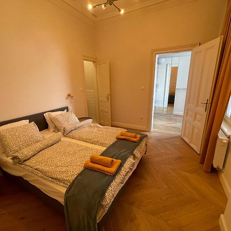 City Center 3, Elegant And Cozy 2Br In City Center! Budapeszt Zewnętrze zdjęcie
