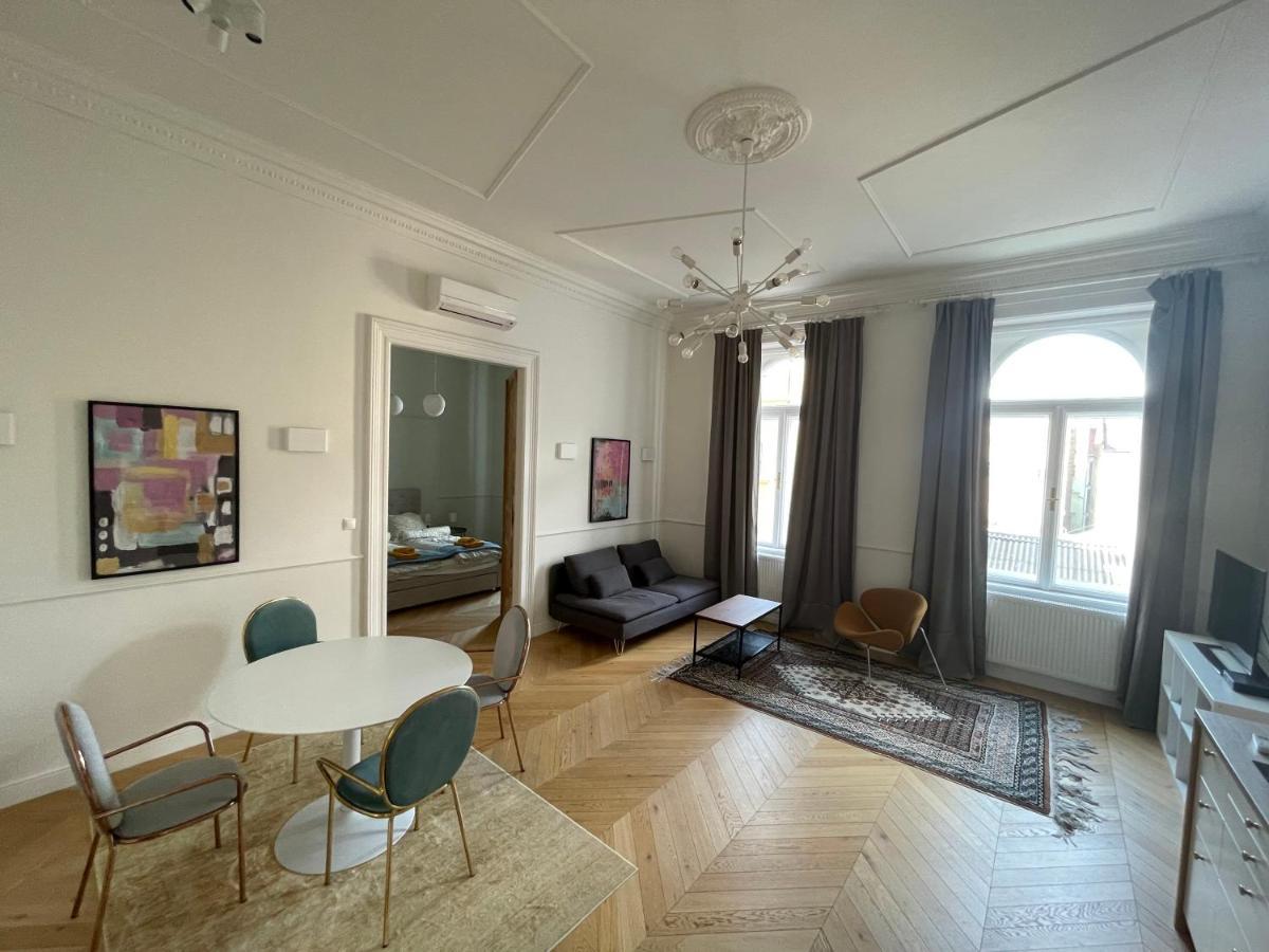 City Center 3, Elegant And Cozy 2Br In City Center! Budapeszt Zewnętrze zdjęcie