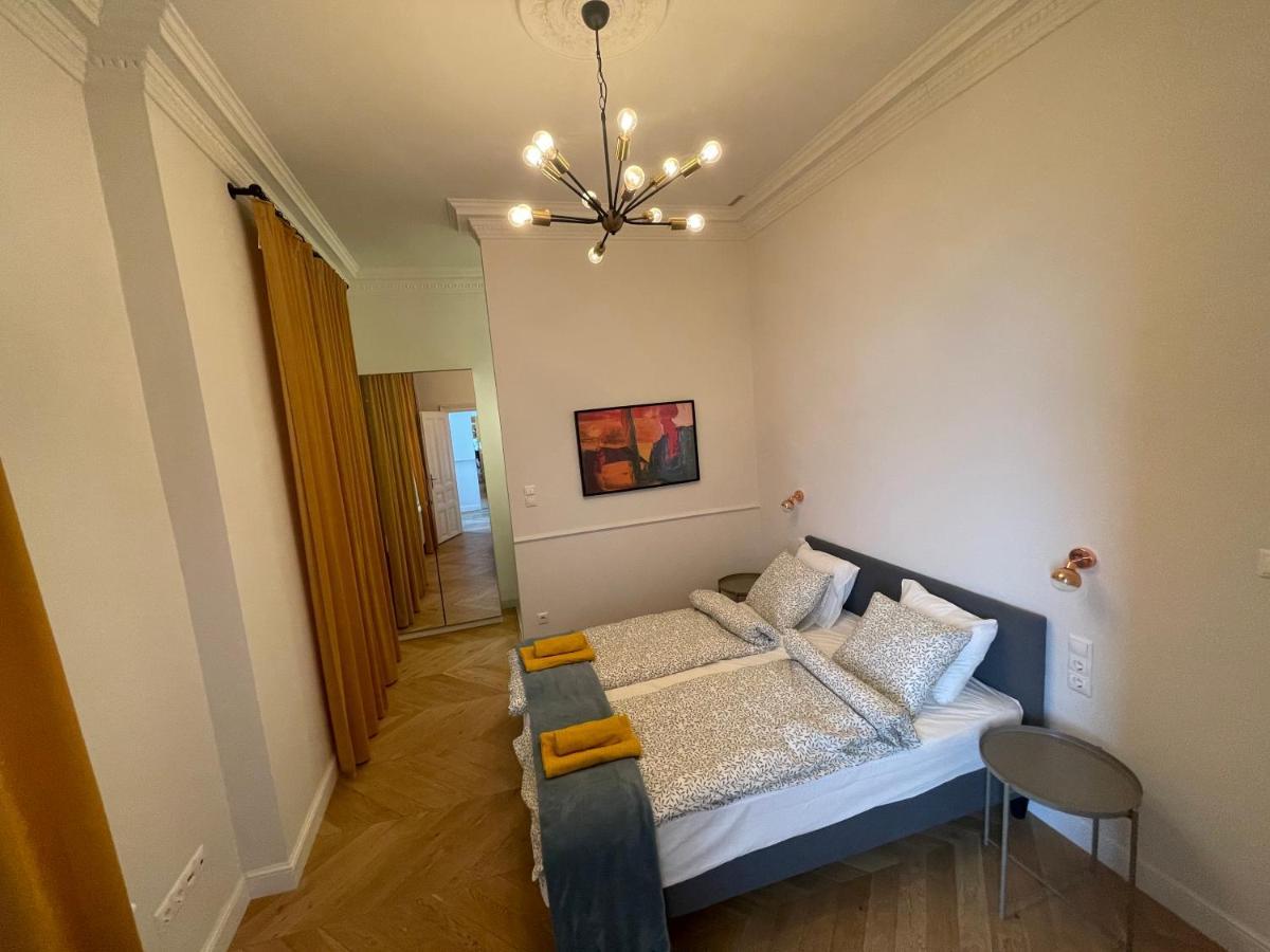 City Center 3, Elegant And Cozy 2Br In City Center! Budapeszt Zewnętrze zdjęcie